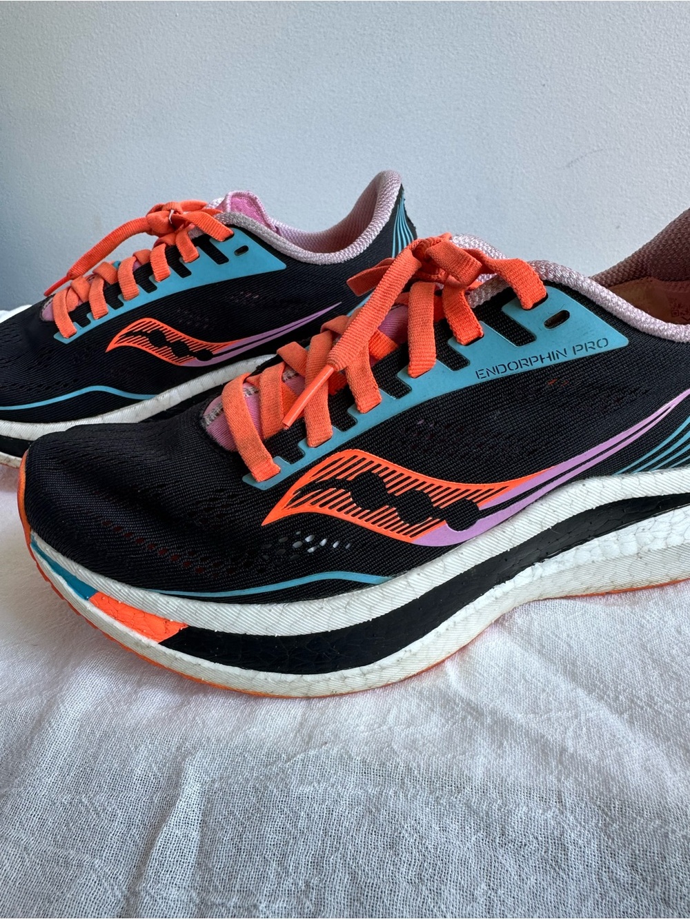 Saucony Women’s Endorphin Pro Running Shoes 6.5